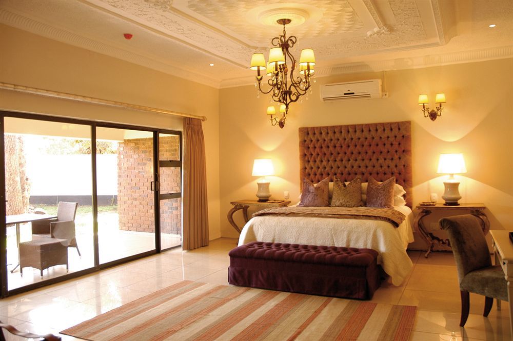 The Victoria Falls Deluxe Suites Екстер'єр фото