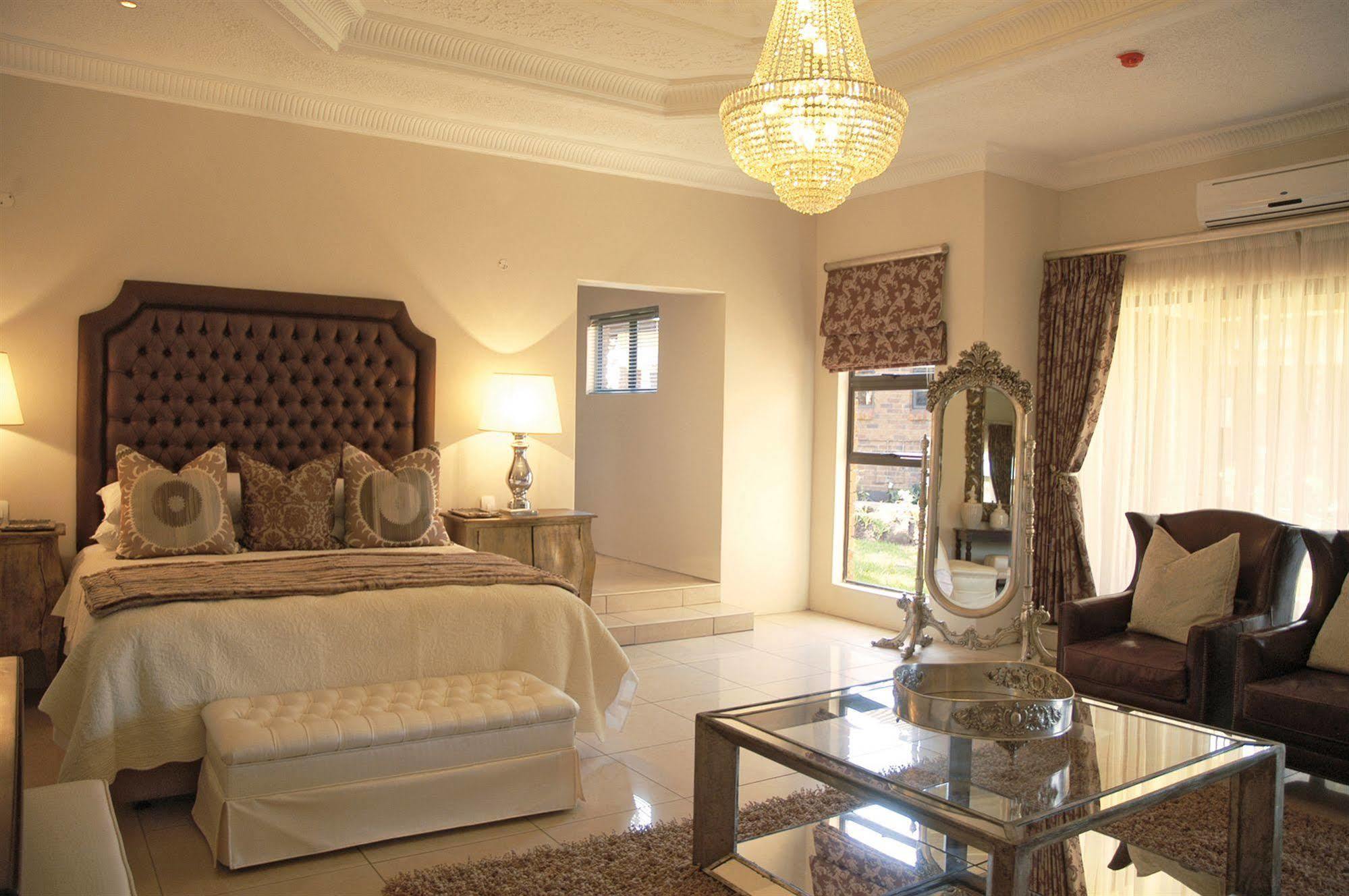 The Victoria Falls Deluxe Suites Екстер'єр фото